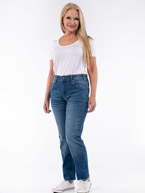 Sweetlegs Go-To Ankle Fray Jeans